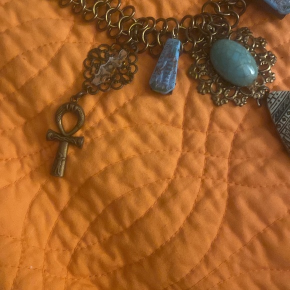 Vintage Moon Goddess Isis Egyptian necklace. It is missing something on top - Picture 2 of 8